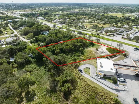 1988 N Us Highway 1 Fort Pierce FL 34946
