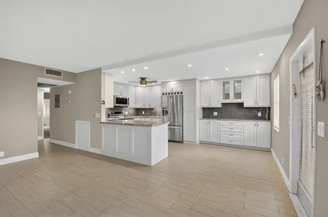 4054 Rexford C Boca Raton FL 33434