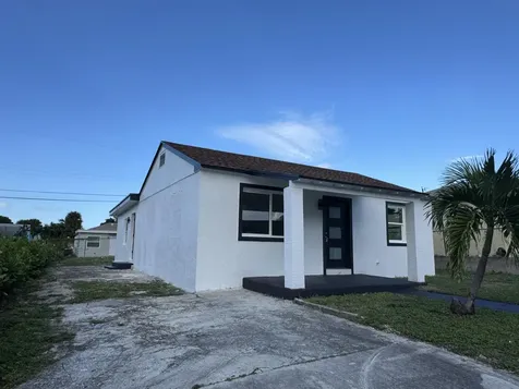 848 W 4th Street Riviera Beach FL 33404