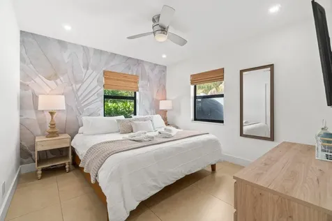 217 NE 11th Street Delray Beach FL 33444
