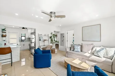 217 NE 11th Street Delray Beach FL 33444