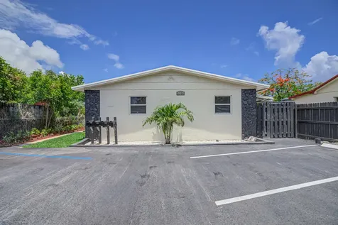 1216 N 16th Avenue Lake Worth Beach FL 33460