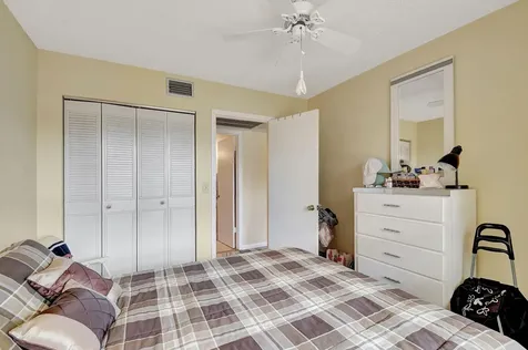7166 Golf Colony Court Lake Worth FL 33467
