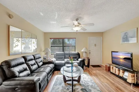 7166 Golf Colony Court Lake Worth FL 33467