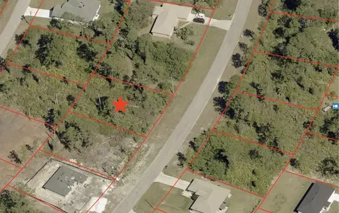 318 Mcarthur Boulevard Lehigh Acres FL 33974