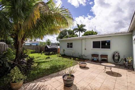 3406 Capri Road Palm Beach Gardens FL 33410