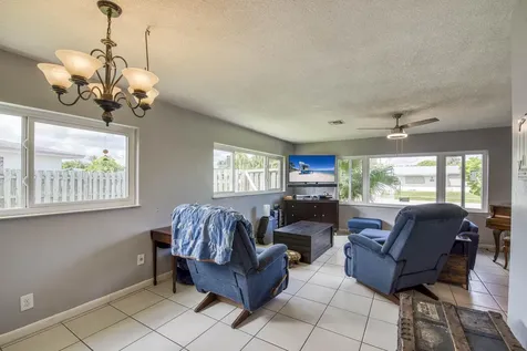 3406 Capri Road Palm Beach Gardens FL 33410