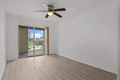 2044 Hythe C Boca Raton FL 33434
