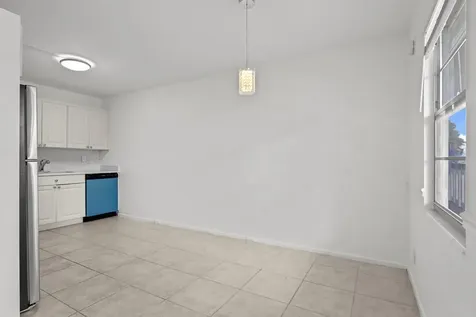 2044 Hythe C Boca Raton FL 33434