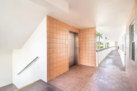 2044 Hythe C Boca Raton FL 33434