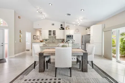 17275 Antigua Point Way Boca Raton FL 33487