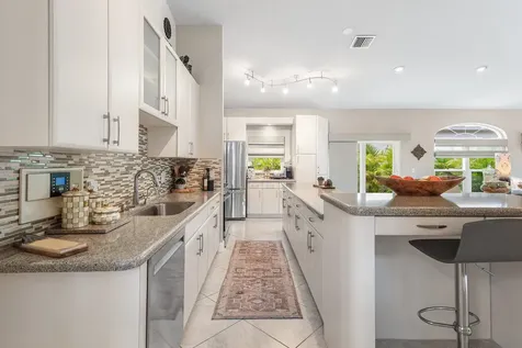 17275 Antigua Point Way Boca Raton FL 33487