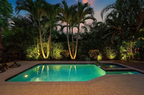 17275 Antigua Point Way Boca Raton FL 33487