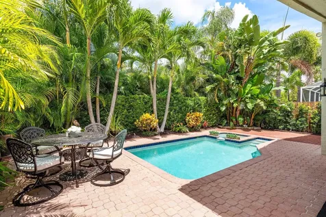 17275 Antigua Point Way Boca Raton FL 33487