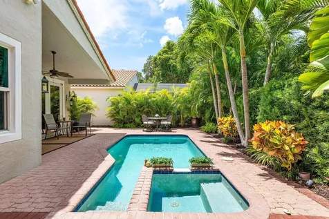 17275 Antigua Point Way Boca Raton FL 33487