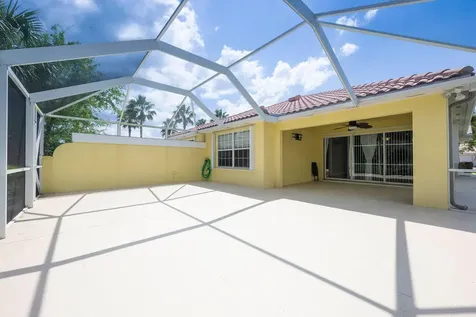10725 Sw Hartwick Drive Port Saint Lucie FL 34987