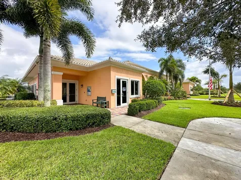 10725 Sw Hartwick Drive Port Saint Lucie FL 34987