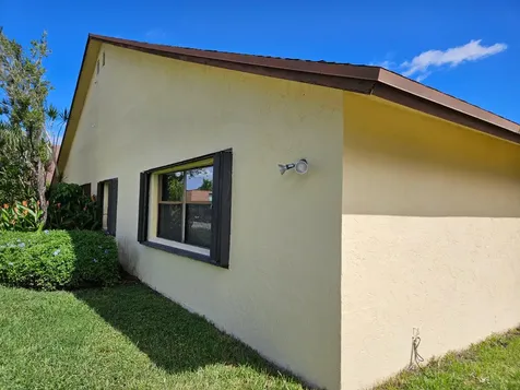 503 Springdale Circle Palm Springs FL 33461