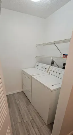 503 Springdale Circle Palm Springs FL 33461