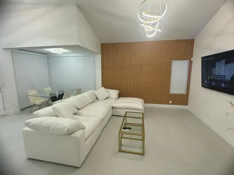 18 Selby Lane Palm Beach Gardens FL 33418