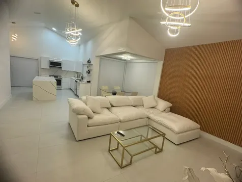 18 Selby Lane Palm Beach Gardens FL 33418