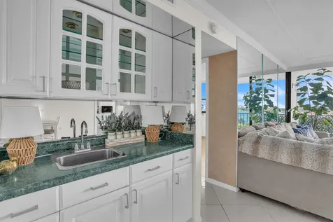 5600 N Flagler Drive West Palm Beach FL 33407