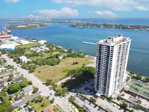 5600 N Flagler Drive West Palm Beach FL 33407