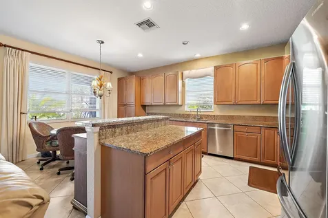 2912 Sw Porpoise Circle Stuart FL 34997