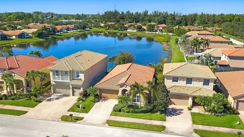 2912 Sw Porpoise Circle Stuart FL 34997