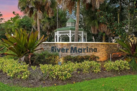 2912 Sw Porpoise Circle Stuart FL 34997