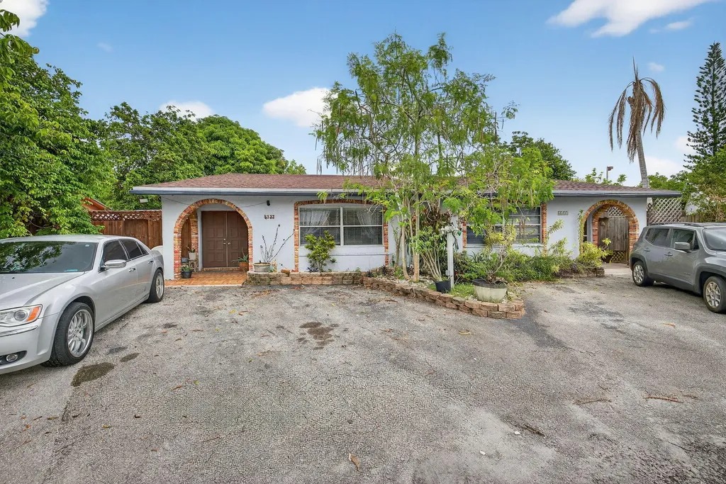 6133 Sw 5th Street Margate FL 33068