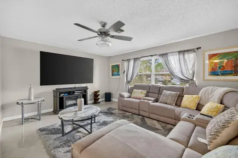 6133 Sw 5th Street Margate FL 33068