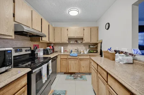 6133 Sw 5th Street Margate FL 33068