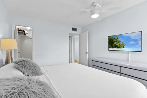 74 Normandy B Delray Beach FL 33484