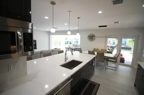 2548 SE 14th Street Pompano Beach FL 33062
