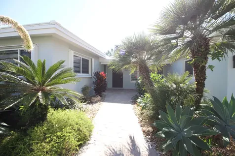 2548 SE 14th Street Pompano Beach FL 33062