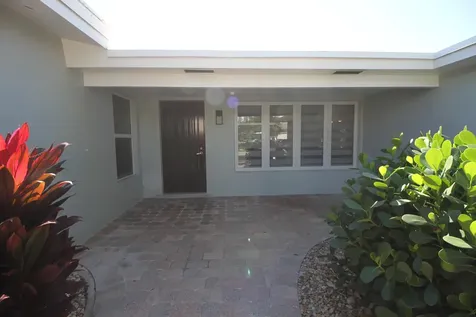 2548 SE 14th Street Pompano Beach FL 33062