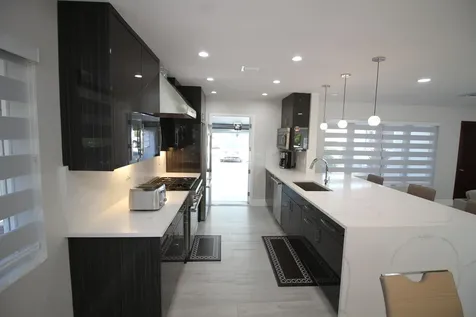 2548 SE 14th Street Pompano Beach FL 33062