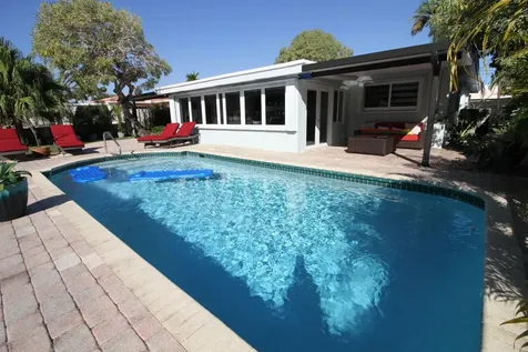 2548 SE 14th Street Pompano Beach FL 33062