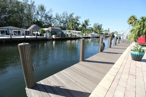2548 SE 14th Street Pompano Beach FL 33062
