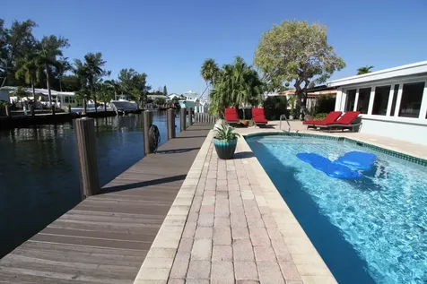 2548 SE 14th Street Pompano Beach FL 33062