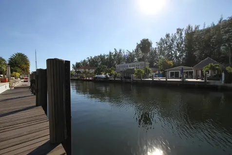 2548 SE 14th Street Pompano Beach FL 33062