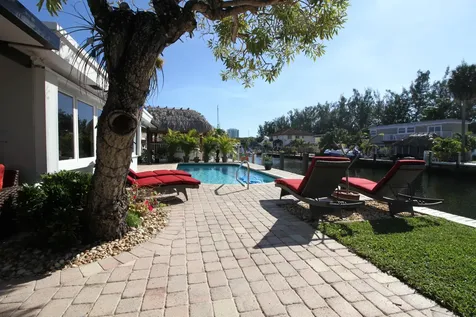 2548 SE 14th Street Pompano Beach FL 33062