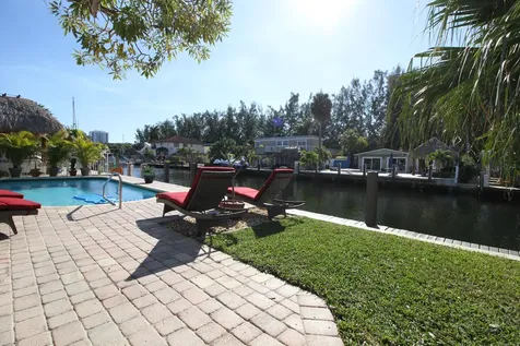 2548 SE 14th Street Pompano Beach FL 33062