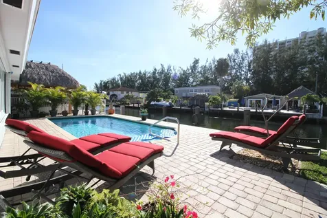 2548 SE 14th Street Pompano Beach FL 33062
