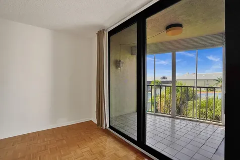 890 N Federal Highway Lantana FL 33462
