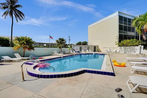 890 N Federal Highway Lantana FL 33462