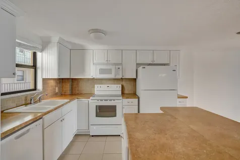 890 N Federal Highway Lantana FL 33462