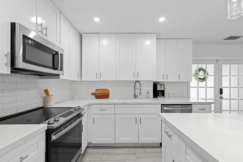5285 Sunrise Boulevard Delray Beach FL 33484