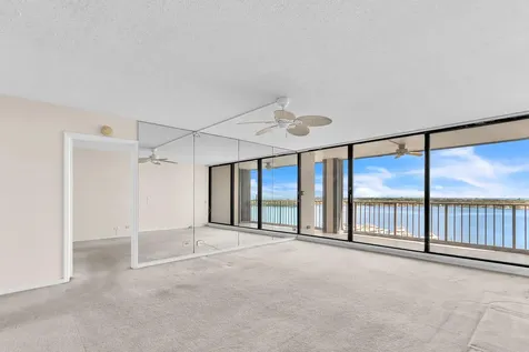 132 Lakeshore Drive North Palm Beach FL 33408